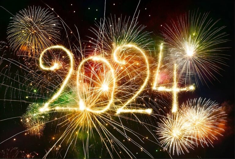 10 Small Resolutions You Can Actually Keep + a $100 Giveaway